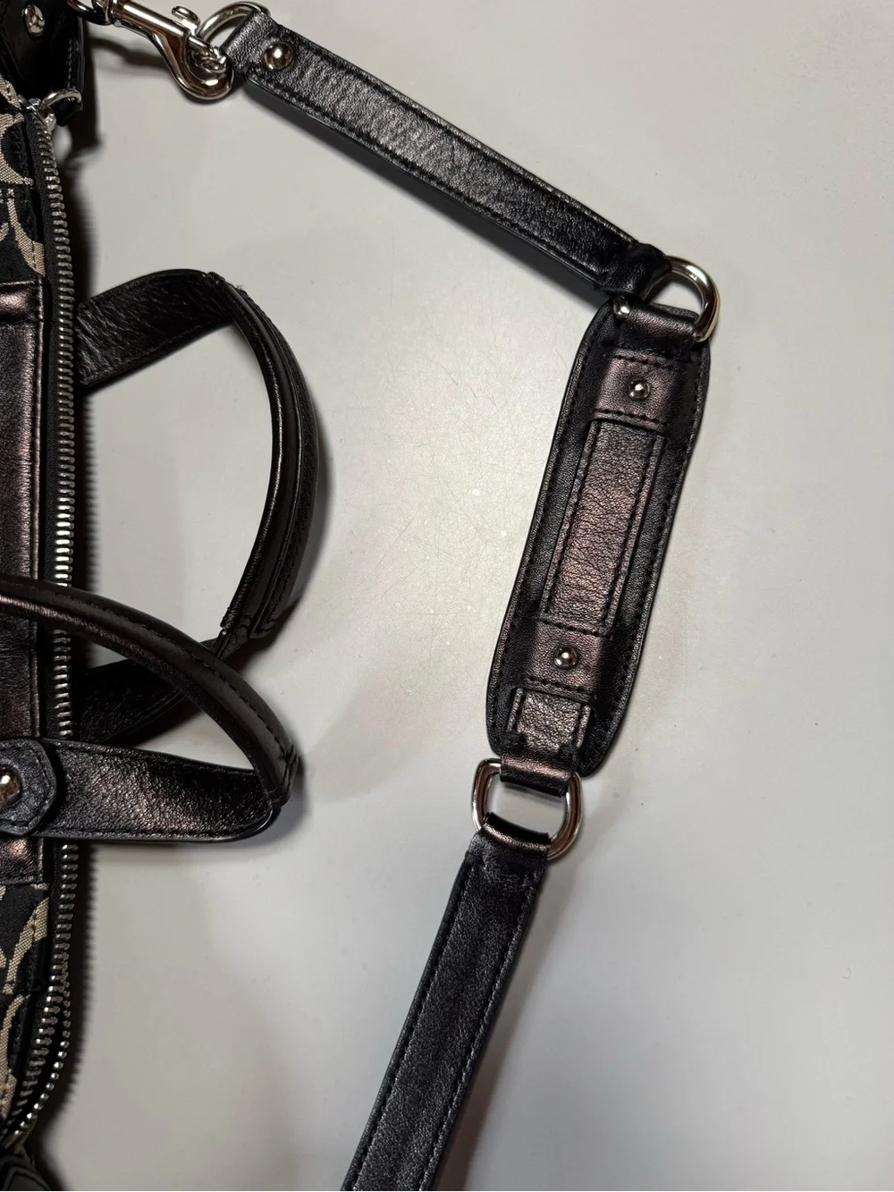 Coach Ashley Signature Satchel with the style number F19242 With Removable Strap
